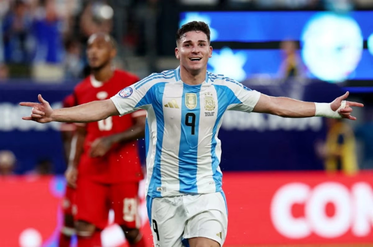 Julian Alvarez Mở Đường Tới Barca – Cơ Hội Vàng Cho Fan Cá Cược U888 - hình ảnh - u888app.vip