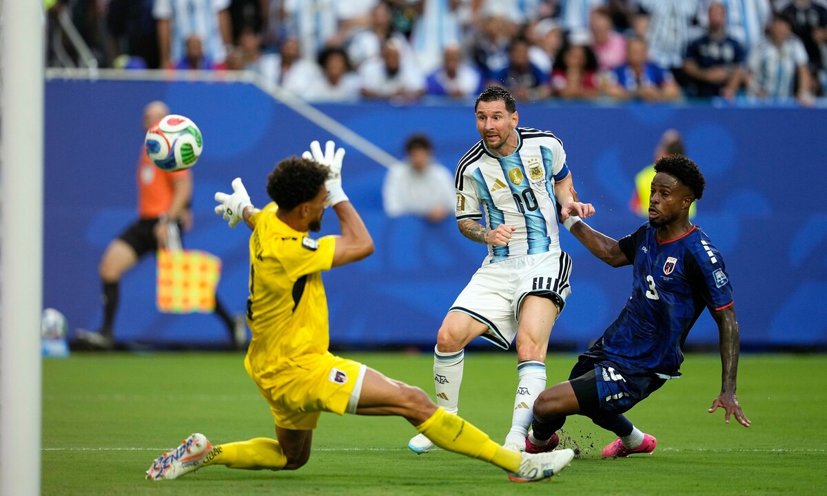 U888 cược thể thao: Messi lập công, Argentina vượt Cape Verde vào tứ kết - hình ảnh - u888app.vip