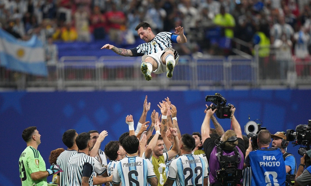 U888 cược thể thao: Messi lập kỷ lục ghi bàn knock-out World Cup, Argentina ngược dòng thắng Ai Cập - hình ảnh - u888app.vip U888 cược thể thao: Messi lập kỷ lục ghi bàn knock-out World Cup, Argentina ngược dòng thắng Ai Cập - hình ảnh - u888app.vip